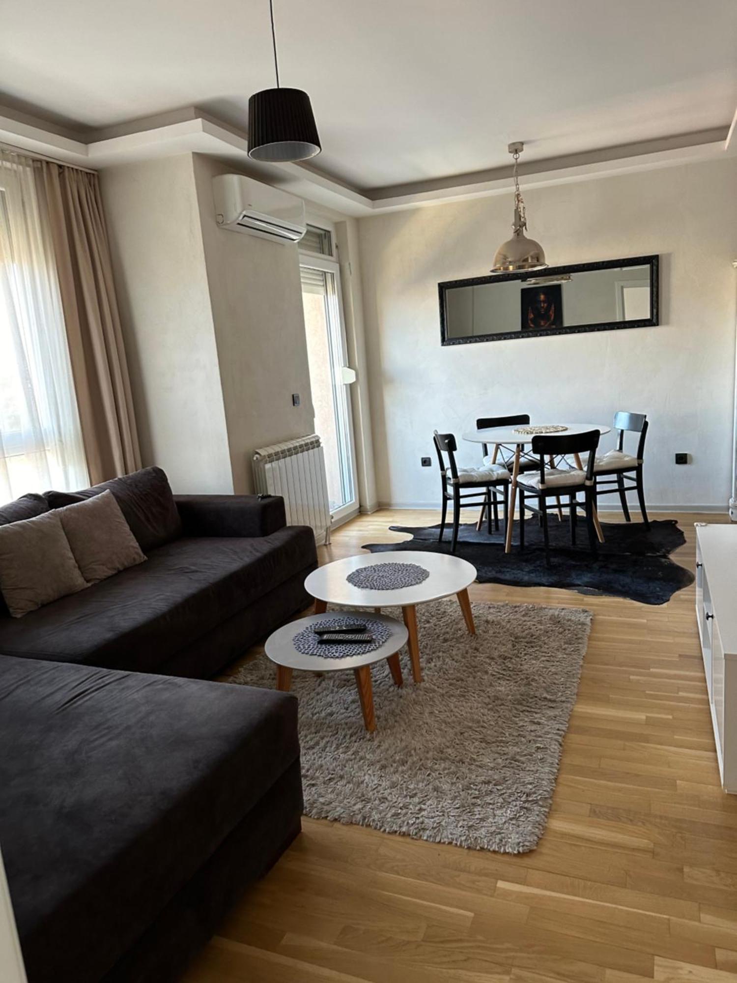 Apartman Dm เบลเกรด ภายนอก รูปภาพ